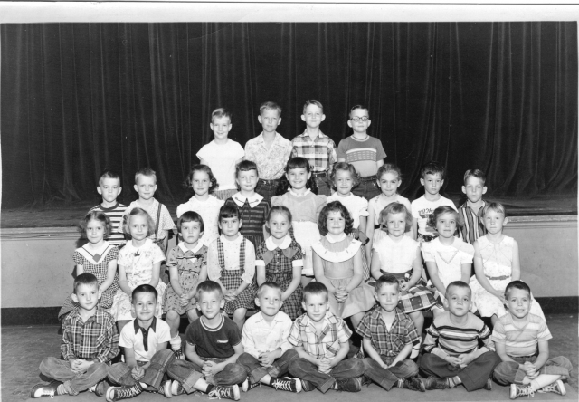 DID THE BEST I COULD FILL IN THE BLANKS FOR US IF YOU CAN!

BACK ROW FAR RIGHT IS DAVID DYER

NEXT ROW FAR LEFT IS TOMMY TRAYLOR, ? , DEBBIE DAVENPORT, ANNITA COOPER, ? , ME, ANN MILLER, ? , ?

3rd ROW FAR LEFT TO RIGHT
5TH GIRL IS GINNY MONTGOMERY